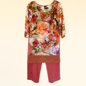 Women Tunic and Pants.